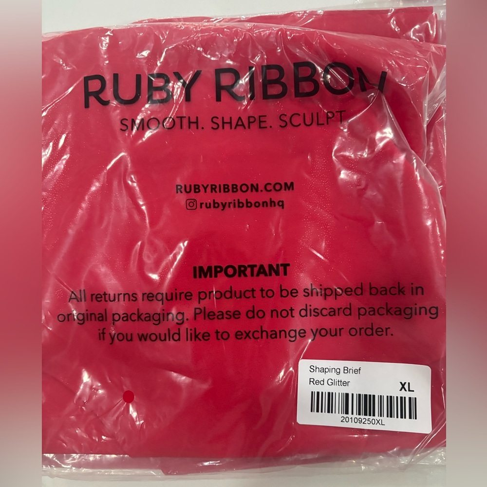 Ruby Ribbon Shaping Brief in Red Glitter - Picture 4 of 5